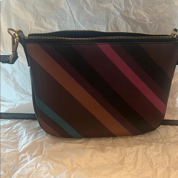 Fossil Black and Pink Crossbody Bag with Modern Design - Picture 2 of 8